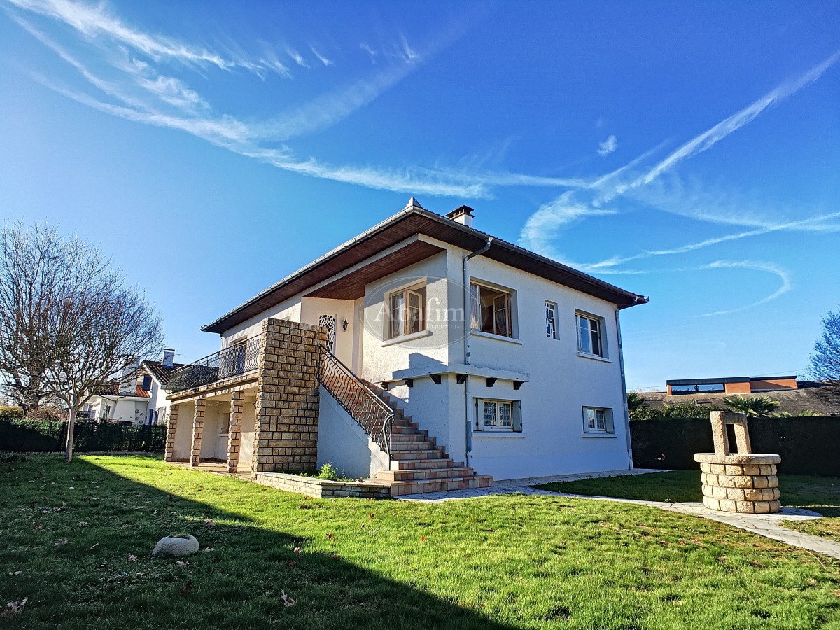 Detached Home Tarbes South , Abafim Real Estate
